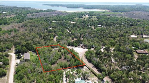 201 Shoreline Dr, Somerville, TX, 77879-6458 | Card Image