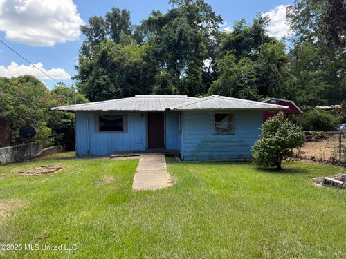 312 Denwiddie Avenue, McComb, MS, 39648 | Card Image