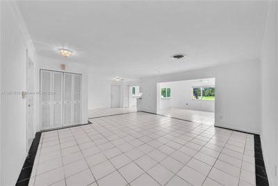 15625 Palmetto Lake Dr, House other with 3 bedrooms, 2 bathrooms and null parking in Miami FL | Image 3