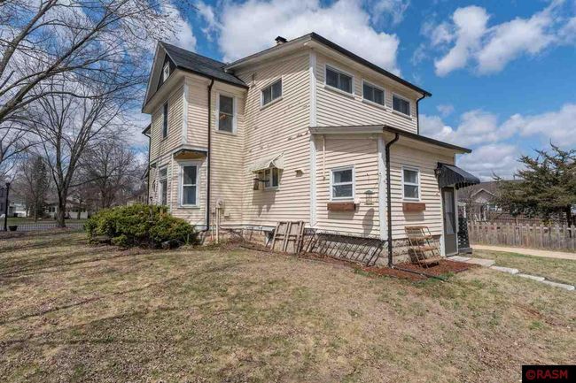 607 N Minnesota Ave, House other with 3 bedrooms, 3 bathrooms and null parking in Saint Peter MN | Image 45