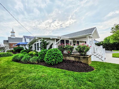 624 Shore Rd, Somers Point, NJ, 08244-2424 | Card Image