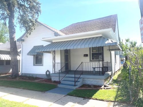 632 Elm St, Shelbyville, IN, 46176-2012 | Card Image