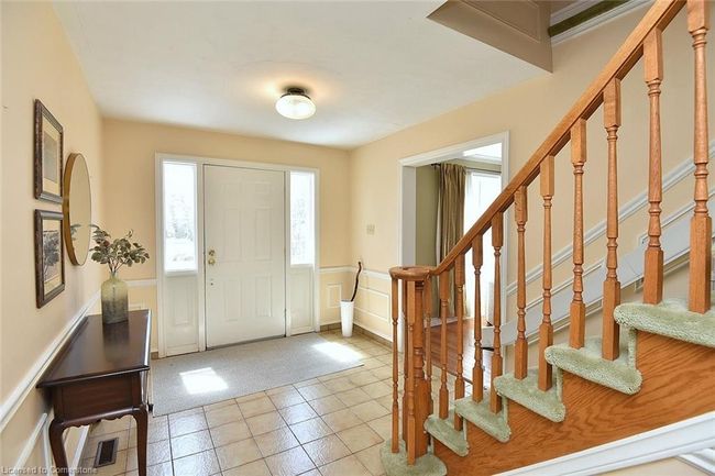 55 Jerseyville Rd W, House other with 4 bedrooms, 4 bathrooms and 10 parking in Ancaster ON | Image 4