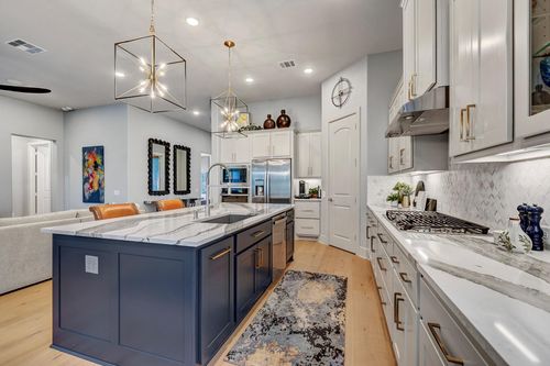 327 N Turks Cap Trl, Montgomery, TX, 77316-2171 | Card Image