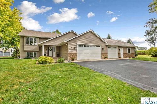 95 Evergreen Ct, Madison Lake, MN, 56063-1102 | Card Image