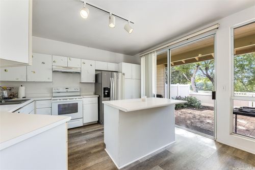 apt-18e-91-1088 Laaulu St, Ewa Beach, HI, 96706-4300 | Card Image