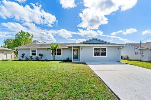 686 Sw Jeanne Ave, Port Saint Lucie, FL, 34953-6412 | Card Image