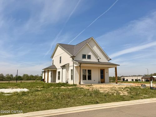 135 Dominion Cv, Dyersburg, TN, 38024-2449 | Card Image