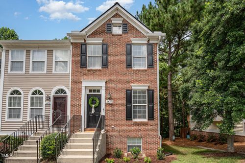 5427 Vista View Ct, Raleigh, NC, 27612-8711 | Card Image