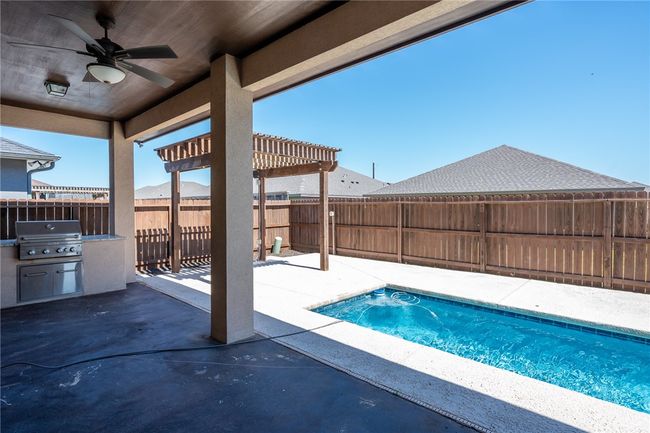 Pergola and Pool | Image 31