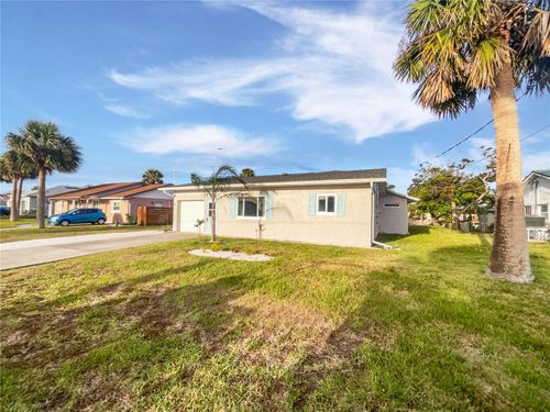 135 N Palmetto Ave, FLAGLER BEACH, FL, 32136-3303 | Card Image