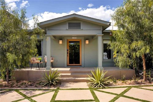 1351 Seward St, Los Angeles, CA, 90028-7825 | Card Image