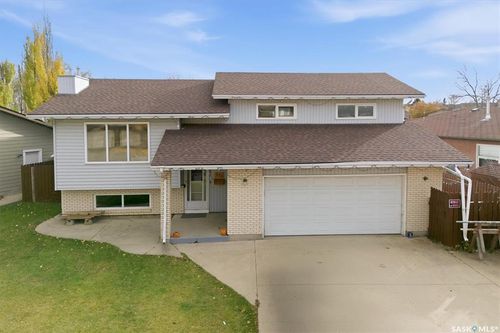 614 Reid Rd, Saskatoon, SK, S7N3J5 | Card Image