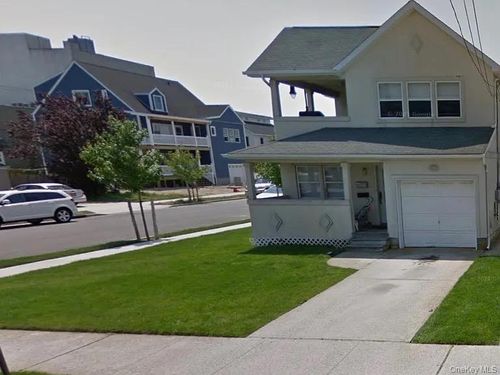 upper-457 Monroe Blvd, Long Beach, NY, 11561-2211 | Card Image