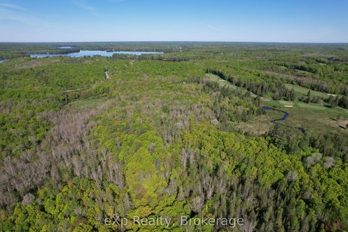 457 Centre Rd, West Parry Sound District, ON, P0G1C0 | Card Image