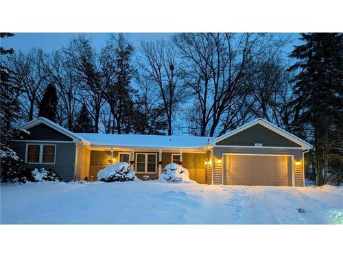 2300 Dahl Ct E, Maplewood, MN, 55119-5832 | Card Image
