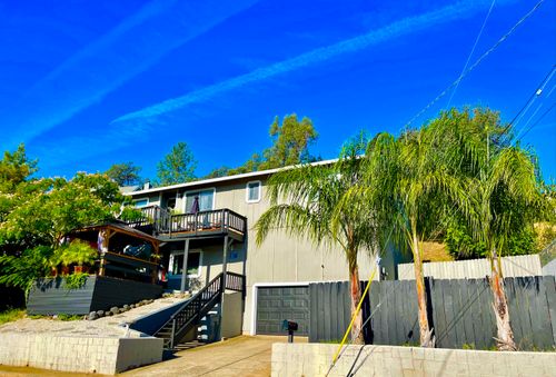 3518 West St, Redding, CA, 96001-3444 | Card Image