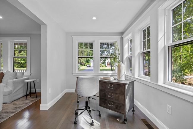 160 Forest Hill Ave, House other with 3 bedrooms, 2 bathrooms and 10 parking in Lynnfield MA | Image 5