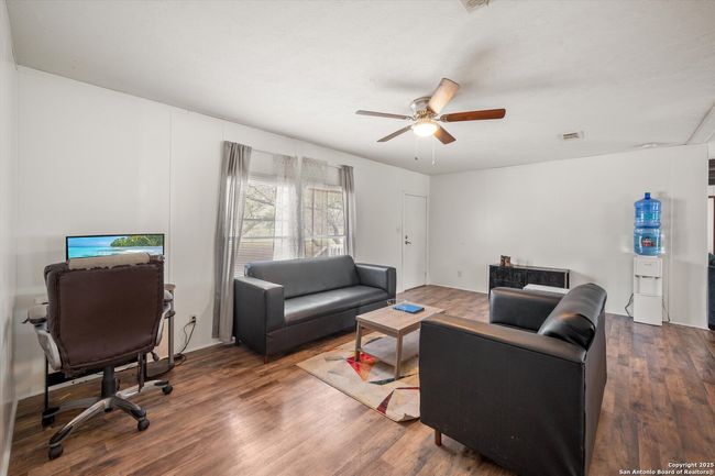 157 County Road 6816, House other with 4 bedrooms, 2 bathrooms and null parking in Natalia TX | Image 11