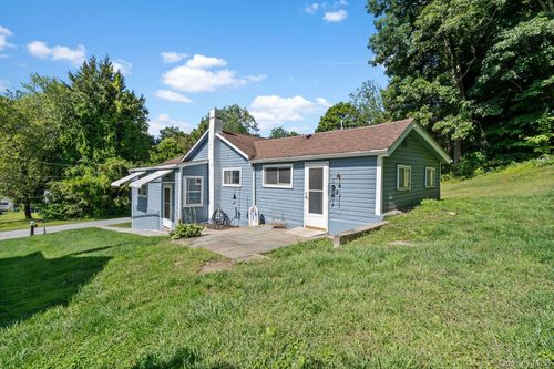40 Glen Ave, Dover Plains, NY, 12522-6029 | Card Image