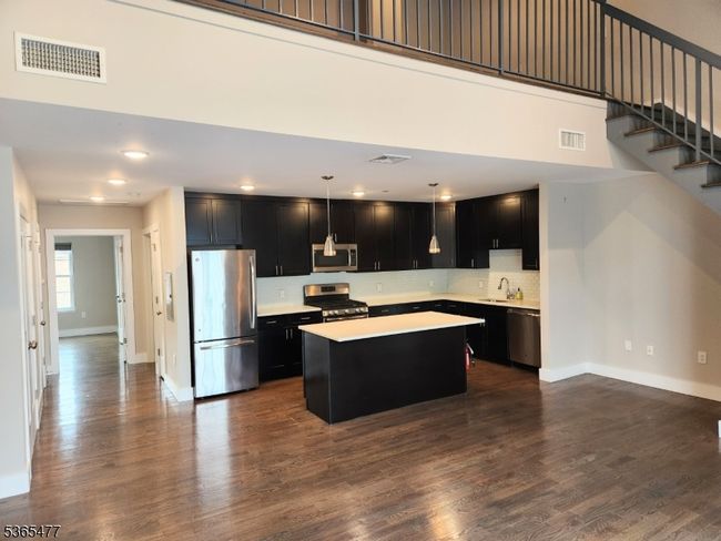APT-14 - 59 Willet St, Home with 2 bedrooms, 2 bathrooms and null parking in Bloomfield NJ | Image 4