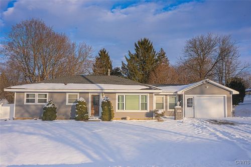 14 Tamarack Drive, New Hartford, NY, 13413 | Card Image