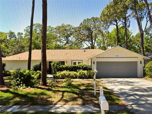 7490 Pine Valley Ln, Seminole, FL, 33776-3909 | Card Image