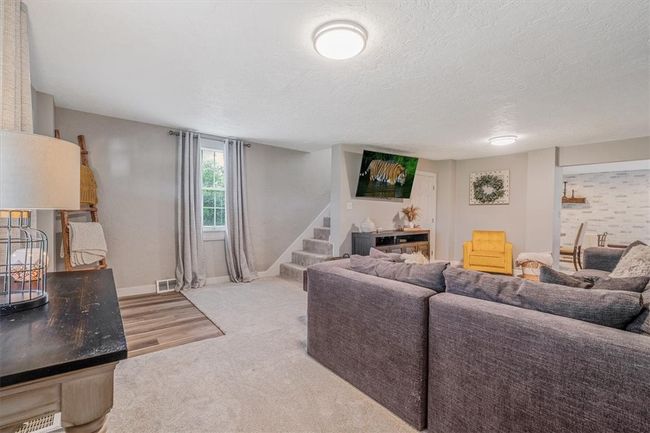126 Scholl Ln, House other with 3 bedrooms, 3 bathrooms and 2 parking in Rostraver Township PA | Image 17