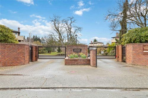 128-2345 Cedar Hill Cross Rd, Victoria, BC, V8P5M8 | Card Image