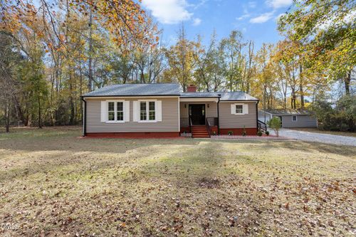 2021 Fort Dr, Clayton, NC, 27520-9492 | Card Image