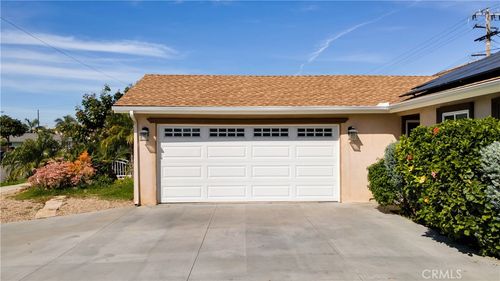 16050 Shasta St, Fountain Valley, CA, 92708-1830 | Card Image