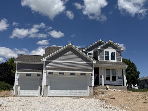 N101W16888 Tanglewood Drive, Germantown, WI, 53022 | Card Image
