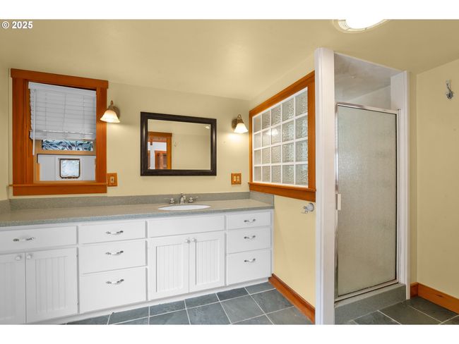 1710 Norkenzie Rd, House other with 3 bedrooms, 2 bathrooms and 1 parking in Eugene OR | Image 23