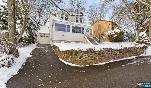 11 Longview Trl E, Denville, NJ, 07834-2019 | Card Image