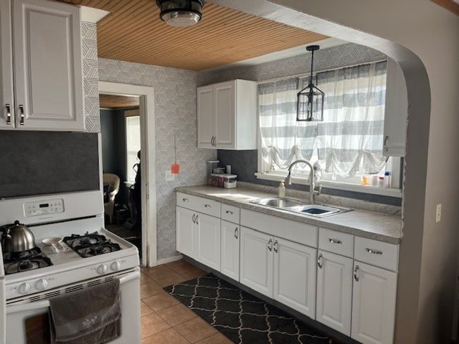 401 N Pine St, House other with 2 bedrooms, 1 bathrooms and 1 parking in Wenona IL | Image 5