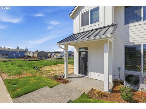 4023 Sw Royal Ave, Gresham, OR, 97080-7975 | Card Image