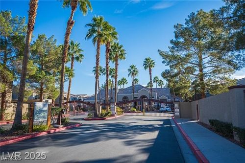1024-5055 W Hacienda Ave, Las Vegas, NV, 89118-0305 | Card Image