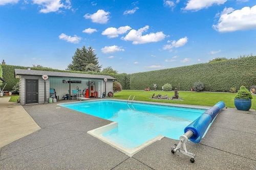 20214 Patterson Ave, Maple Ridge, BC, V2X2P4 | Card Image