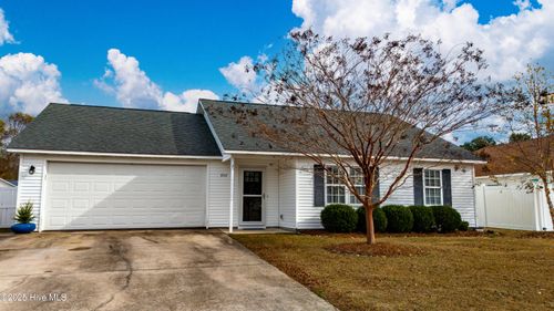602 Worth Dr, Morehead City, NC, 28557-3058 | Card Image