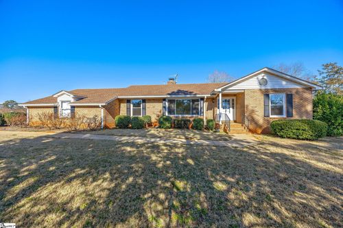 1305 Summers Dr, Pendleton, SC, 29670-9663 | Card Image