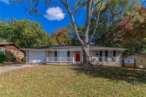 929 Pine Roc Dr, Stone Mountain, GA, 30083-3523 | Card Image