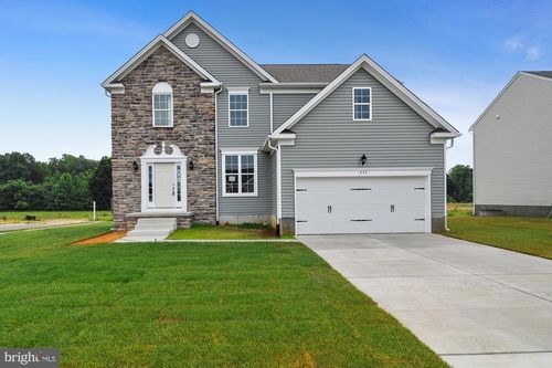 bur-20 Amanda Ave, GREENWOOD, DE, 19950-2429 | Card Image
