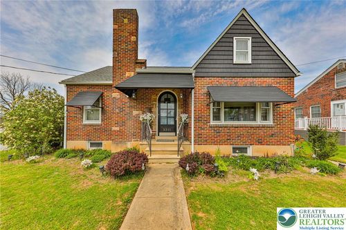 3311 Lehigh St, Whitehall, PA, 18052-3231 | Card Image
