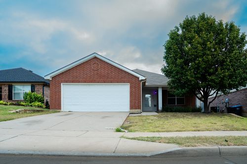 2129 Bliss Rd, Fort Worth, TX, 76177-7335 | Card Image