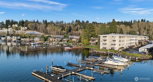 203-5021 Ripley Ln N, Renton, WA, 98056-1560 | Card Image