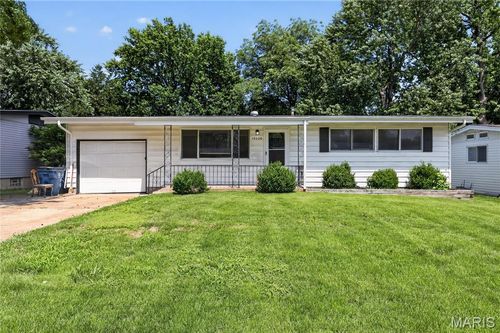 10320 Varnum Dr, Saint Louis, MO, 63136-2341 | Card Image