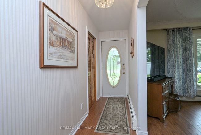 17 Elm St, House other with 3 bedrooms, 2 bathrooms and 3 parking in Alliston ON | Image 9