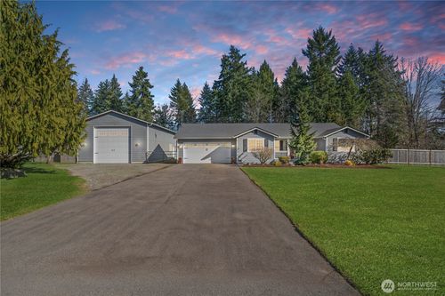 15112 Champion Estate Dr Se, Yelm, WA, 98597-8507 | Card Image