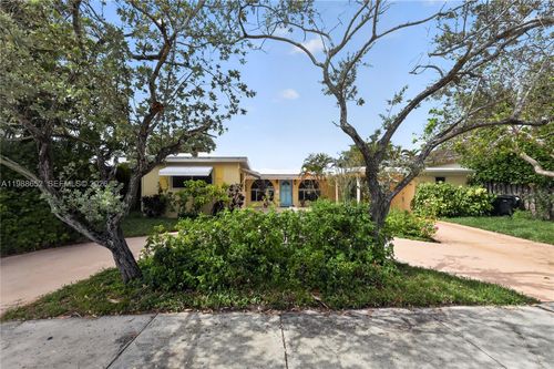 1004 Mandarin Isle, Fort Lauderdale, FL, 33315-1643 | Card Image