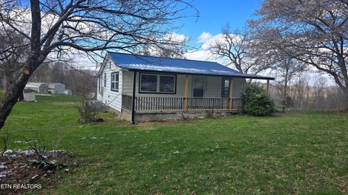 320 Epperson Cir, Tazewell, TN, 37879-6312 | Card Image
